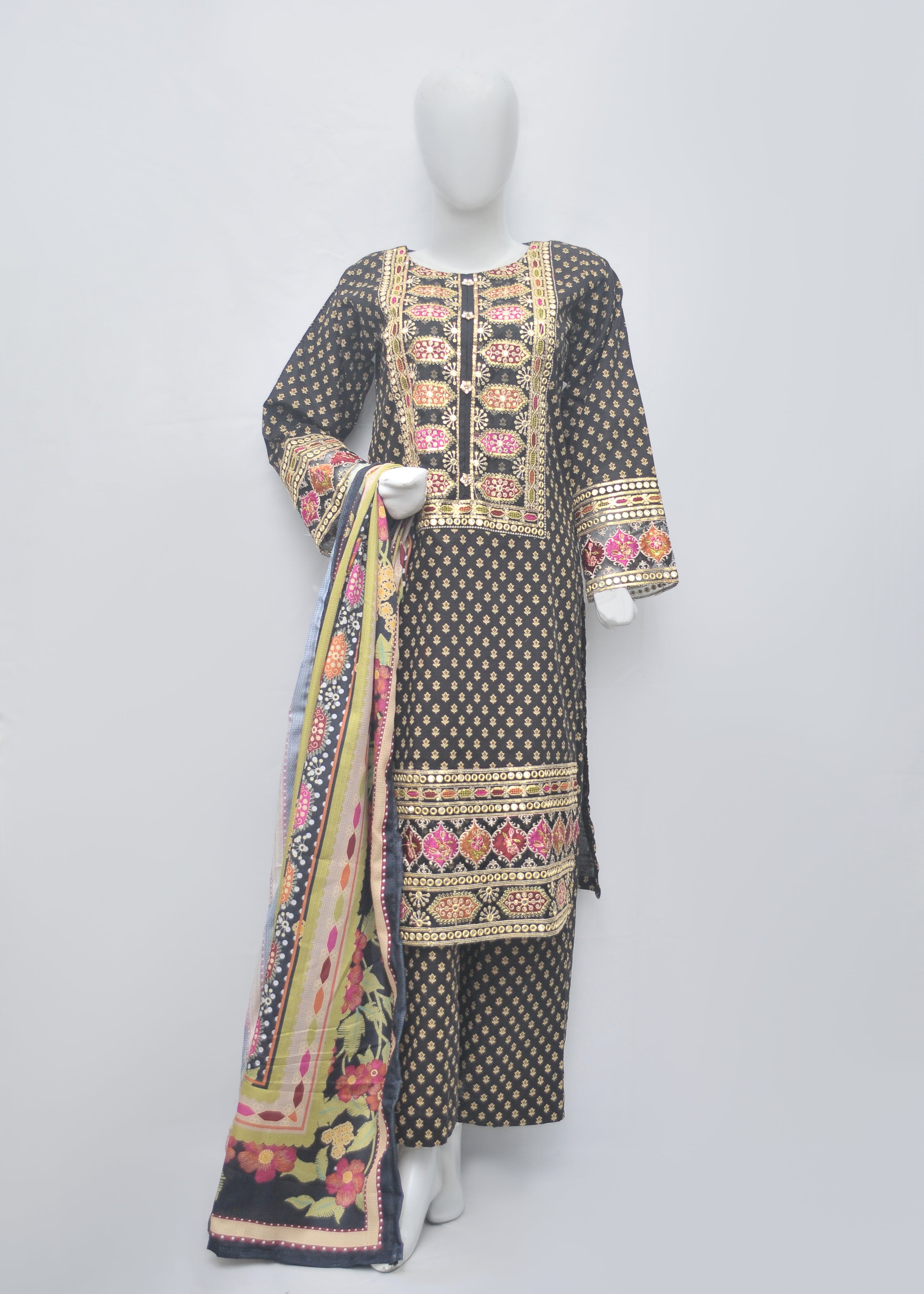 Embroidered Khaddar 3pc - Winter Collection
