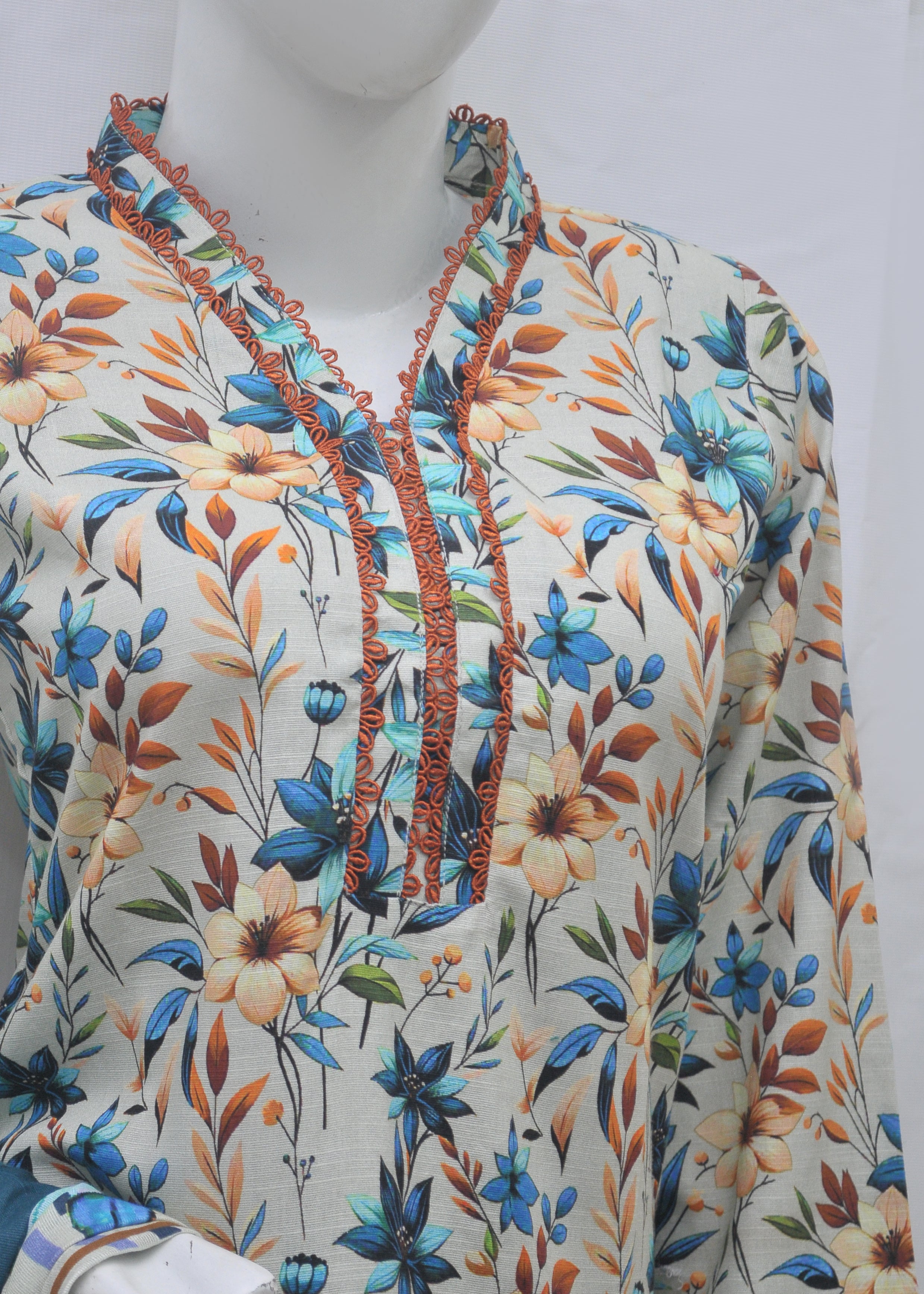 Premium Printed 3pc Khaddar Suit – Winter Collection