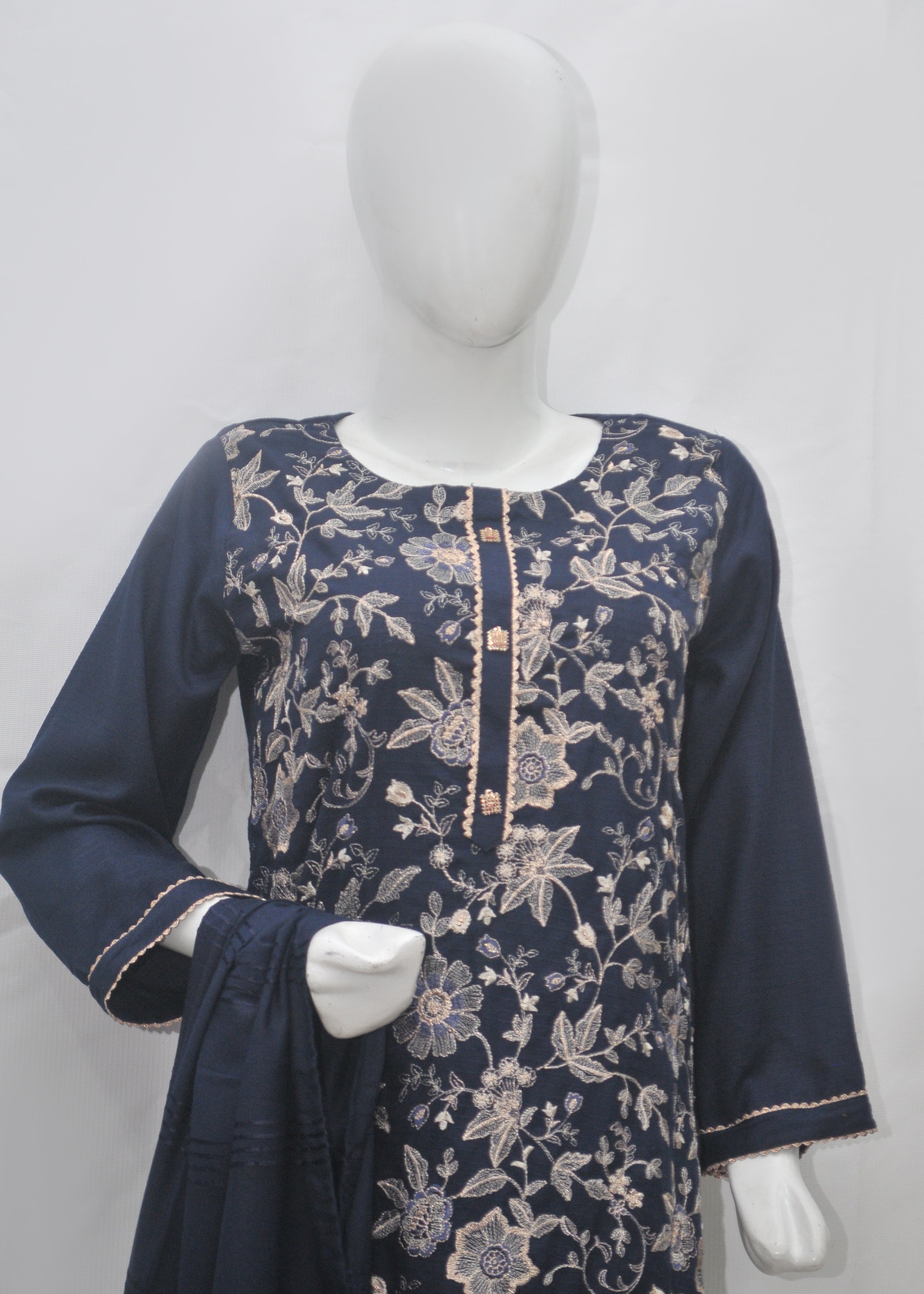 Luxury Embroidery Marina 3pc Suit - Winter Collection