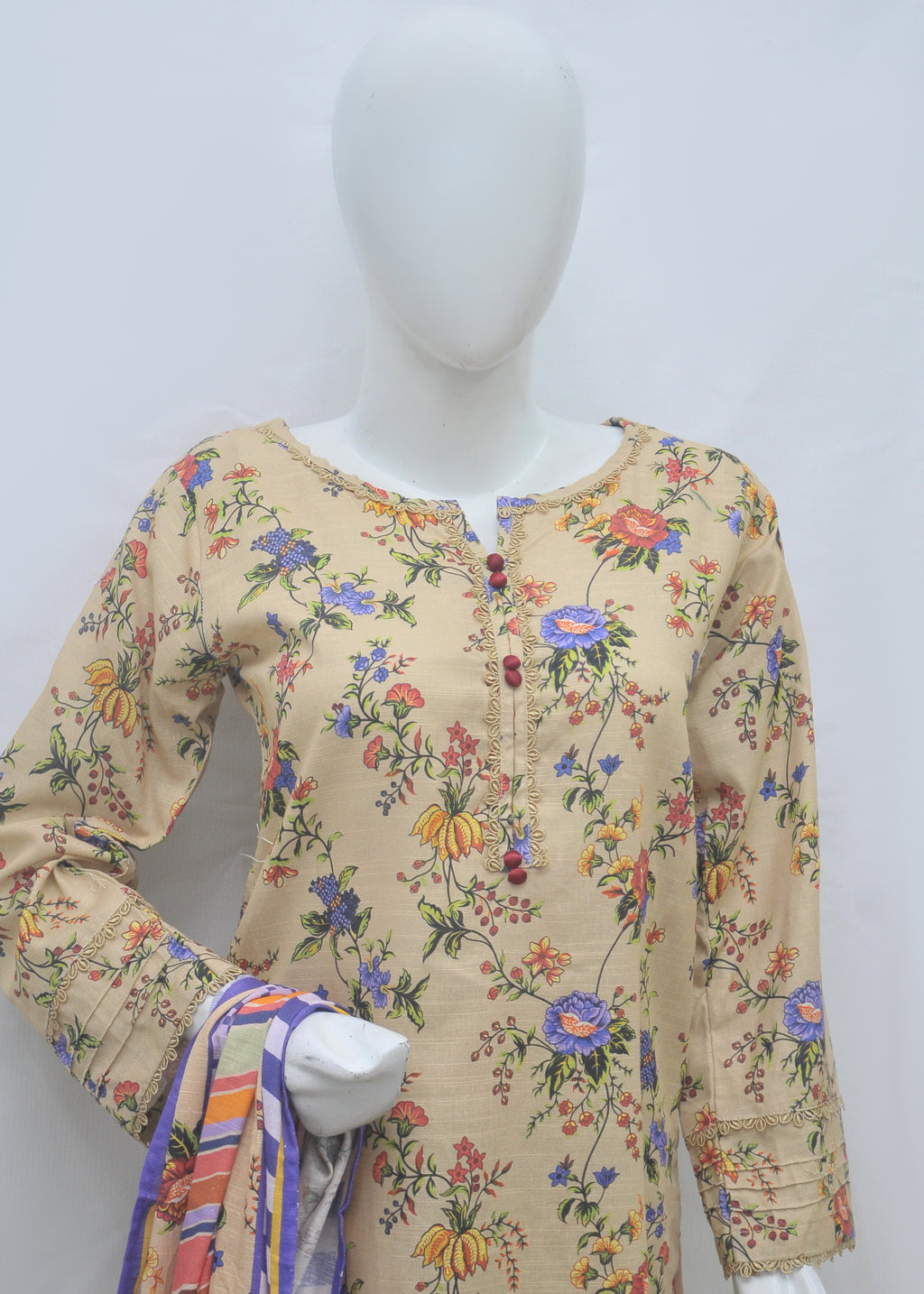 Premium Printed 3pc Khaddar Suit – Winter Collection