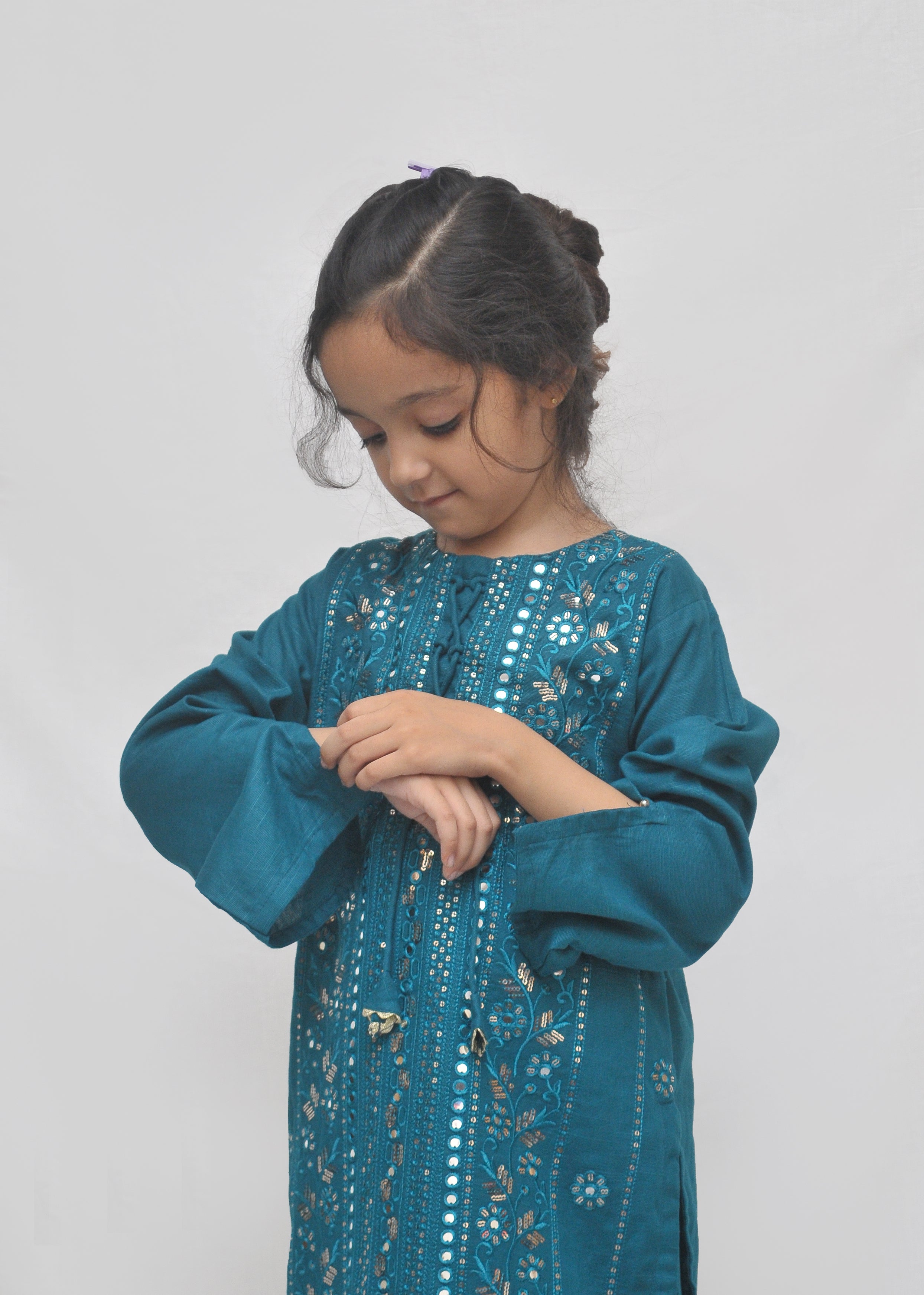 Embroidered Khaddar 2pc - Kids Winter Collection