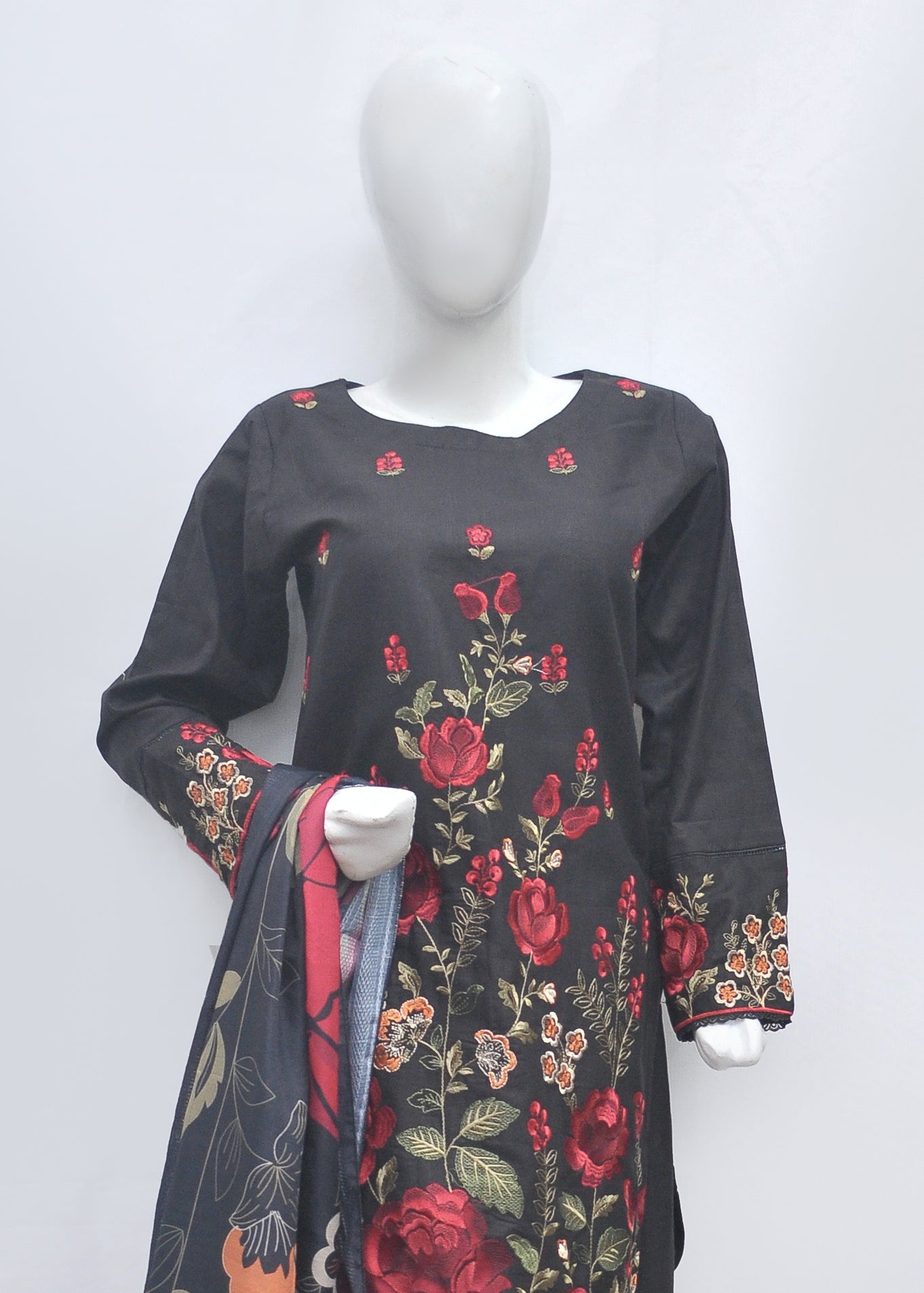 Embroidered Khaddar 3pc - Winter Collection