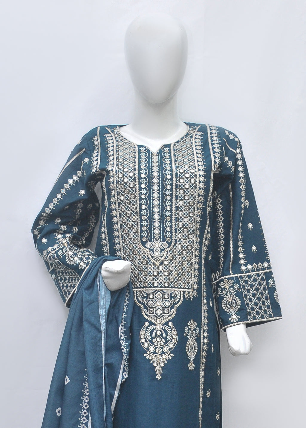 Embroidered Khaddar 3pc - Winter Collection