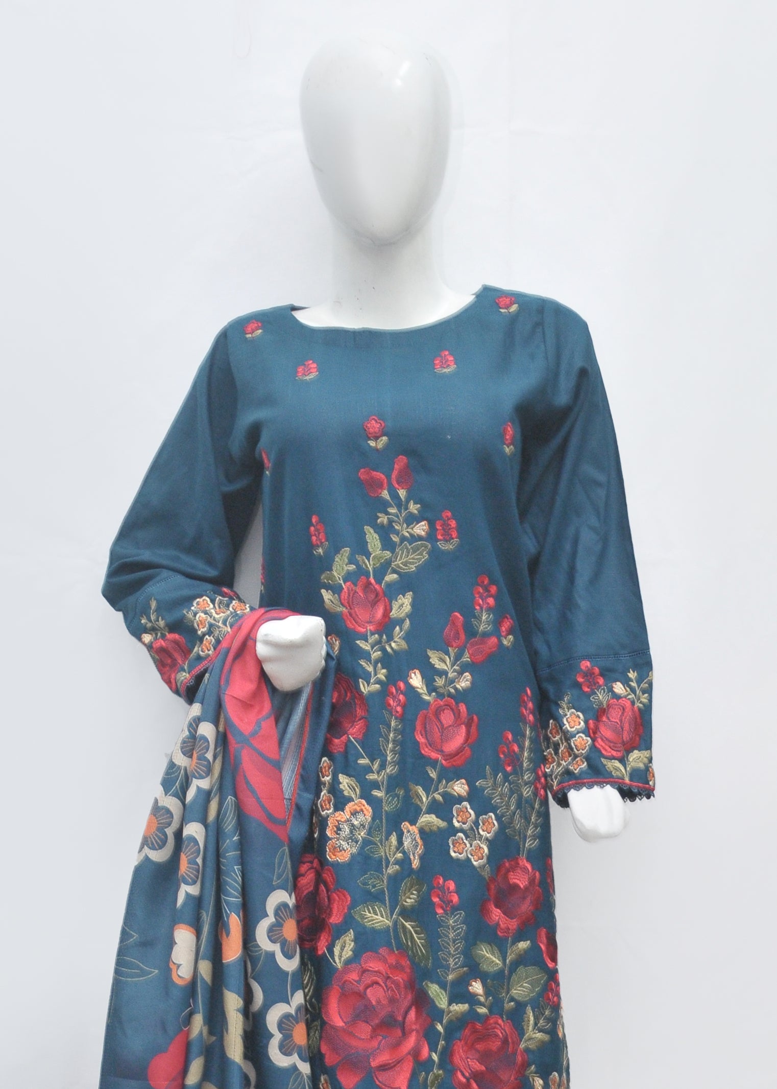 Embroidered Khaddar 3pc - Winter Collection
