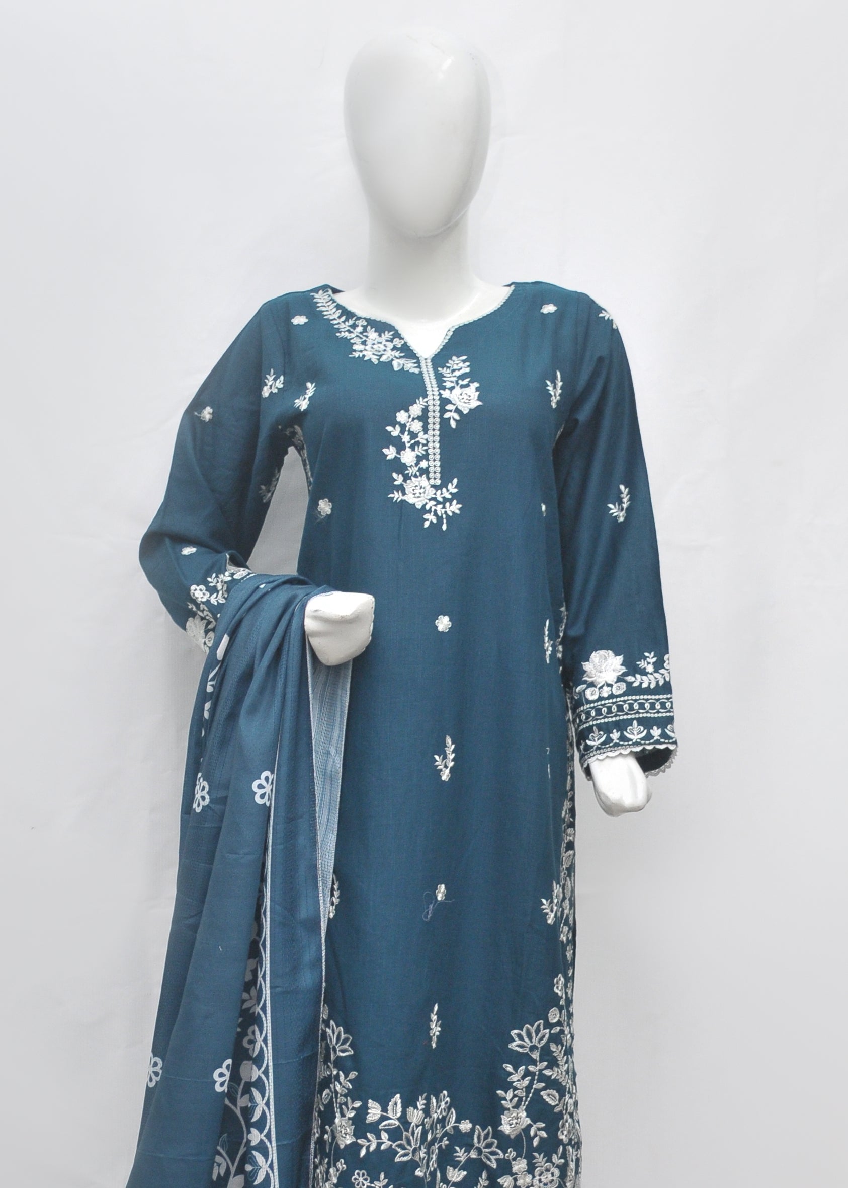 Embroidered Khaddar 3pc - Winter Collection