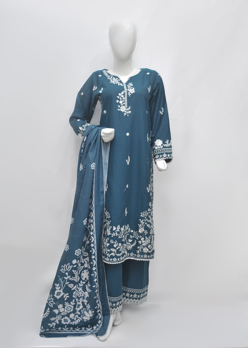 Embroidered Khaddar 3pc - Winter Collection