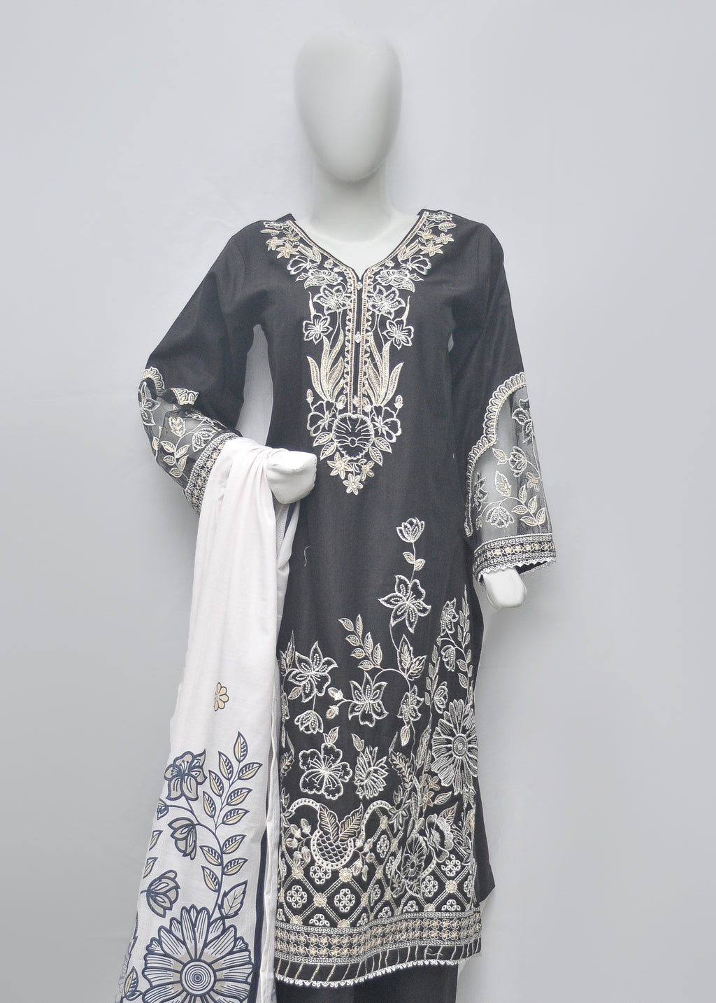 Embroidered Khaddar 3pc - Winter Collection