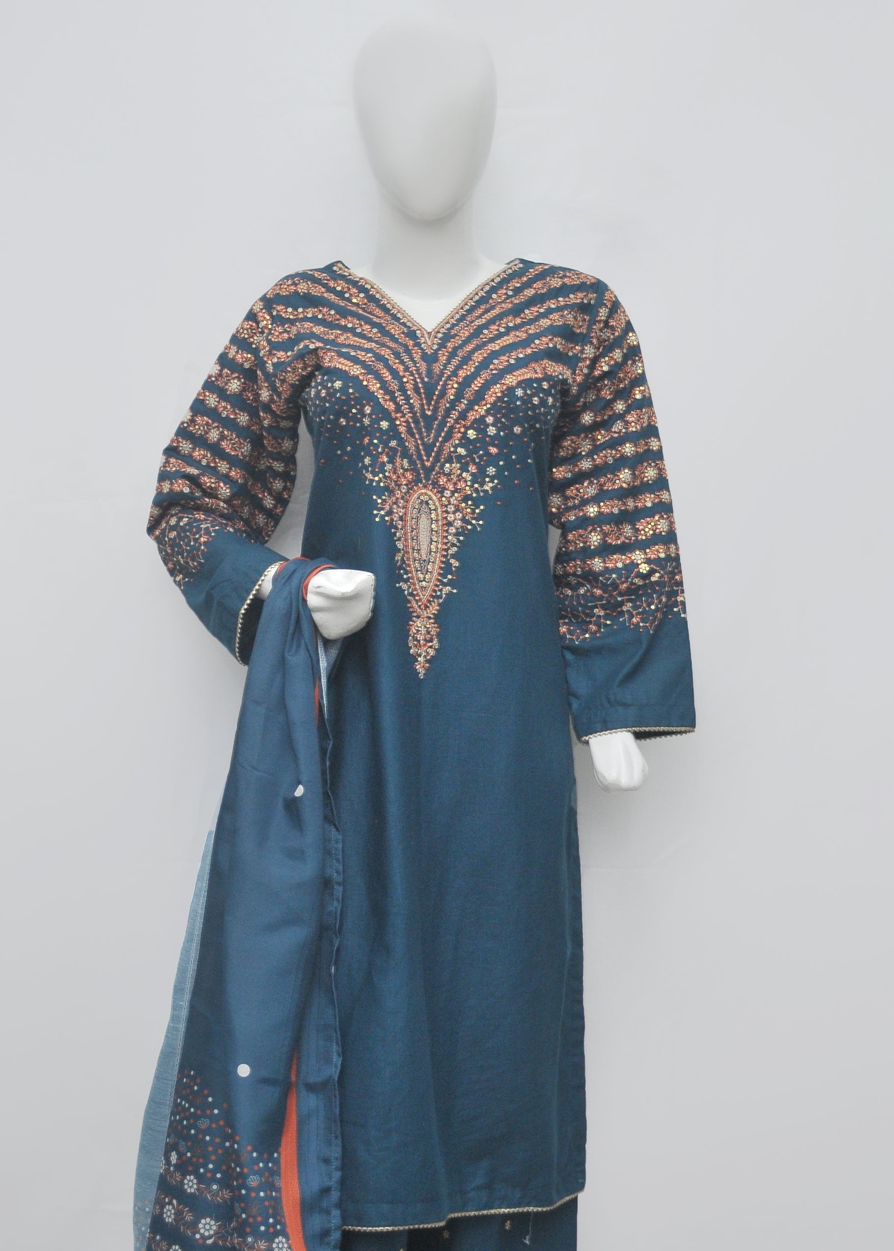 Embroidered Khaddar 3pc - Winter Collection