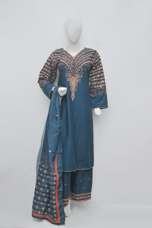 Embroidered Khaddar 3pc - Winter Collection