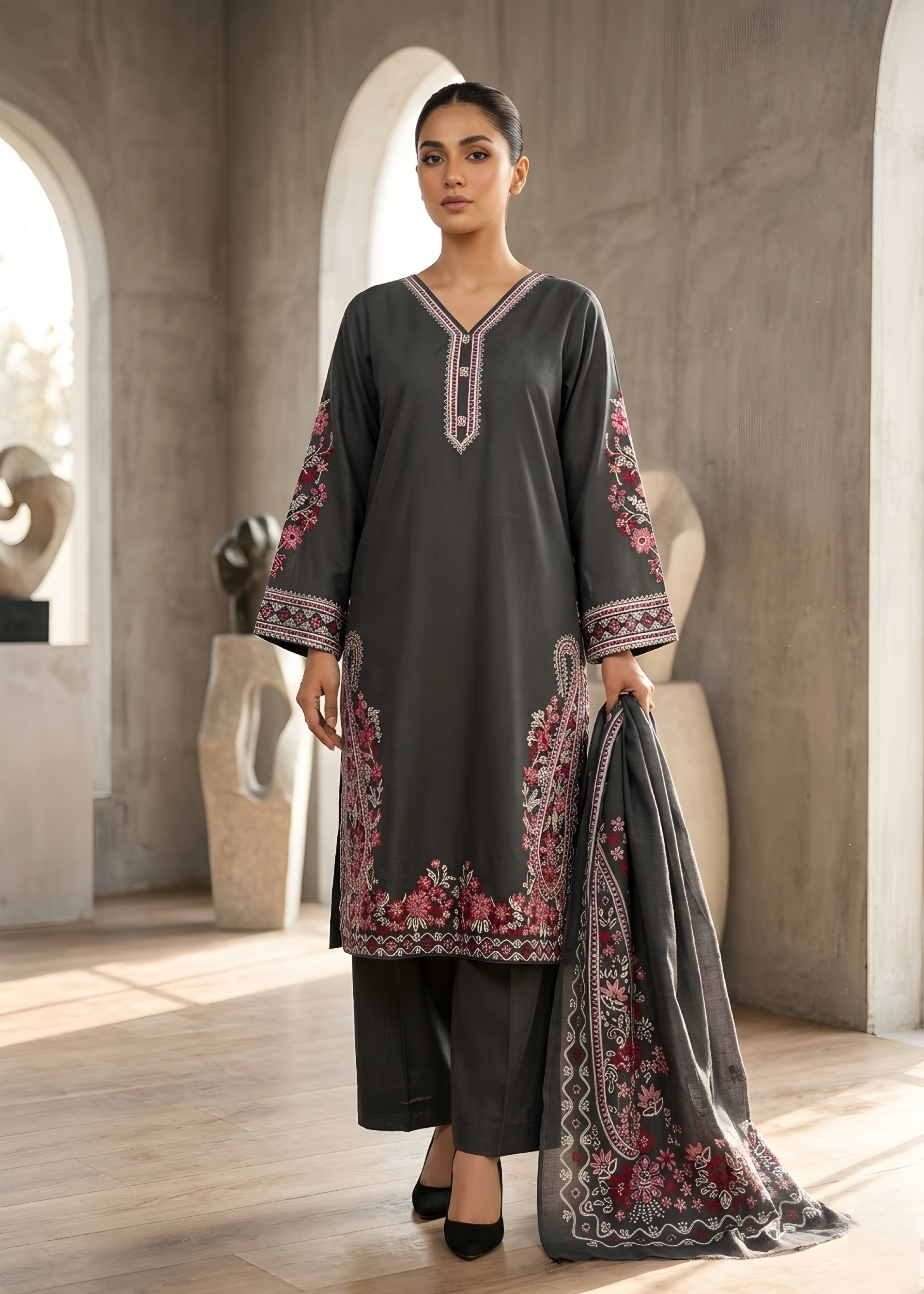 Embroidered Lawn 3PC