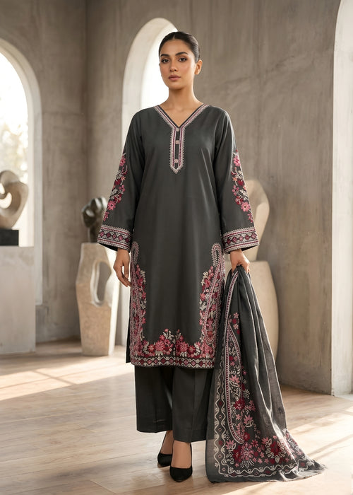 Embroidered Lawn 3PC